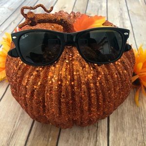 RAY BAN New Wayfarer